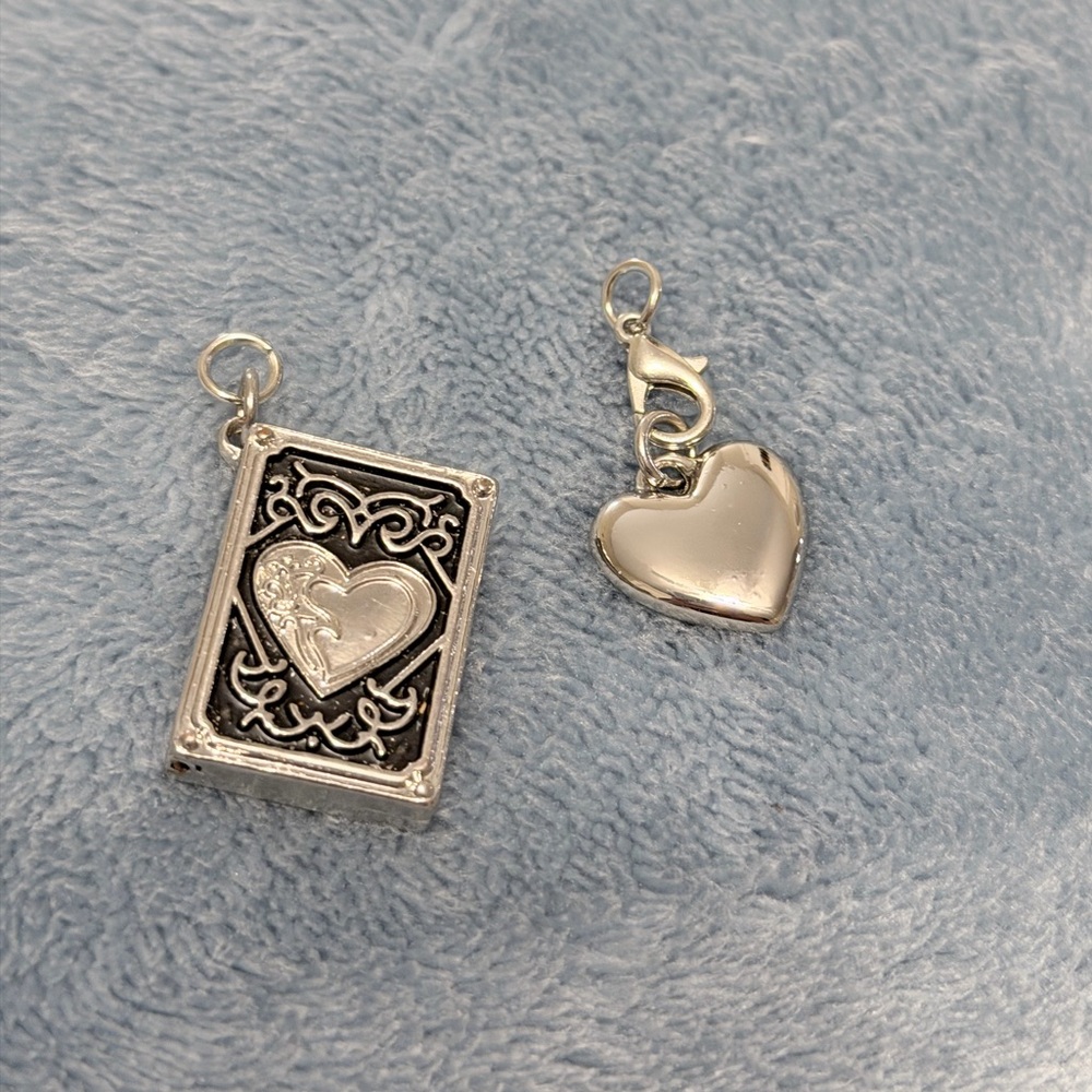 Silver Toned Heart Pendant Set